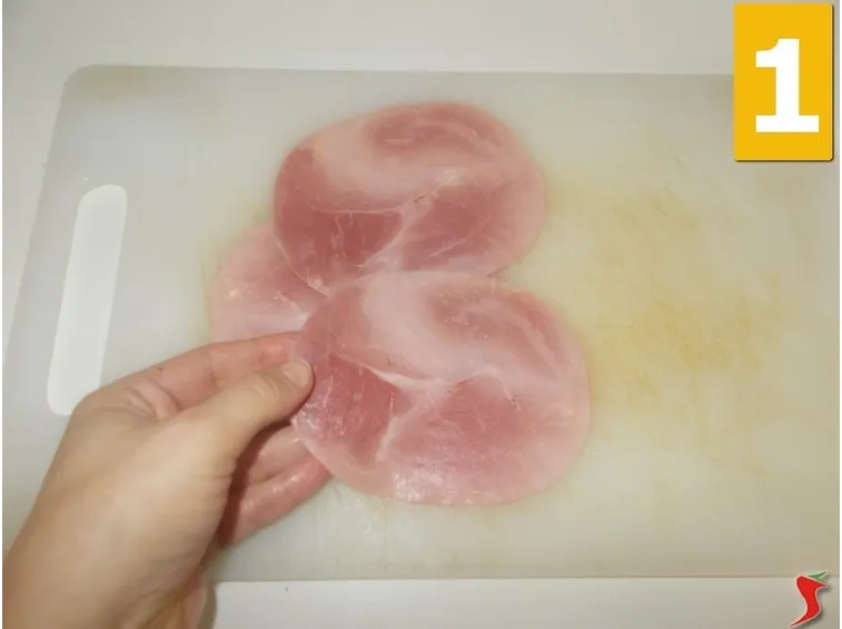 Lavorate il prosciutto