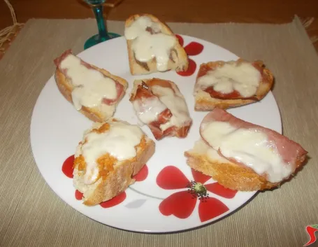 Crostini misti