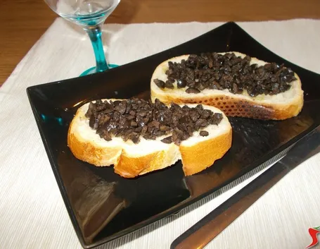 Crostini alle olive