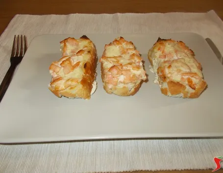 Crostini al salmone affumicato