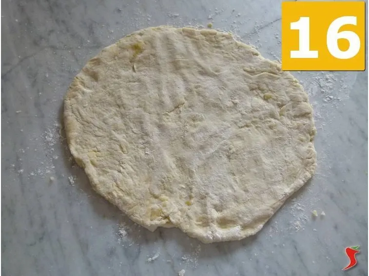 Stendere la pasta