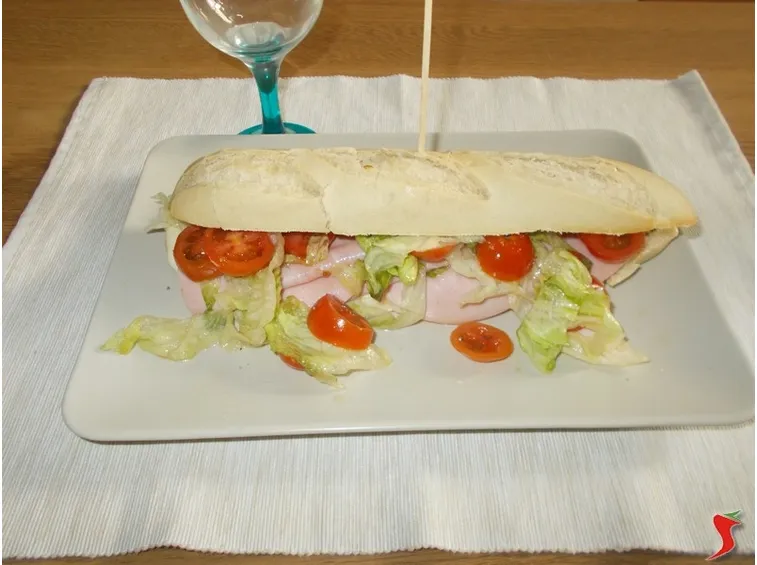 Panino cotto e mozzarella