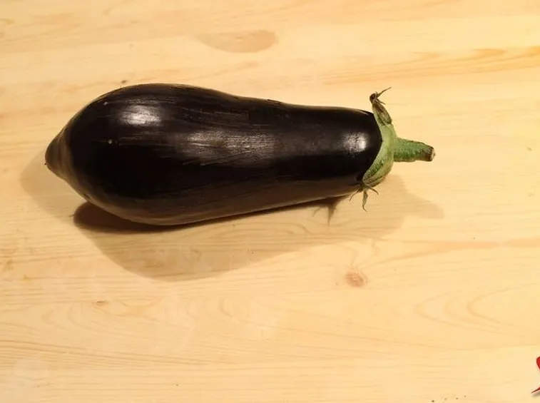 mondare le melanzane