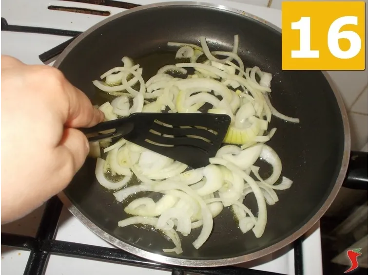 torta salata patate e cipolle