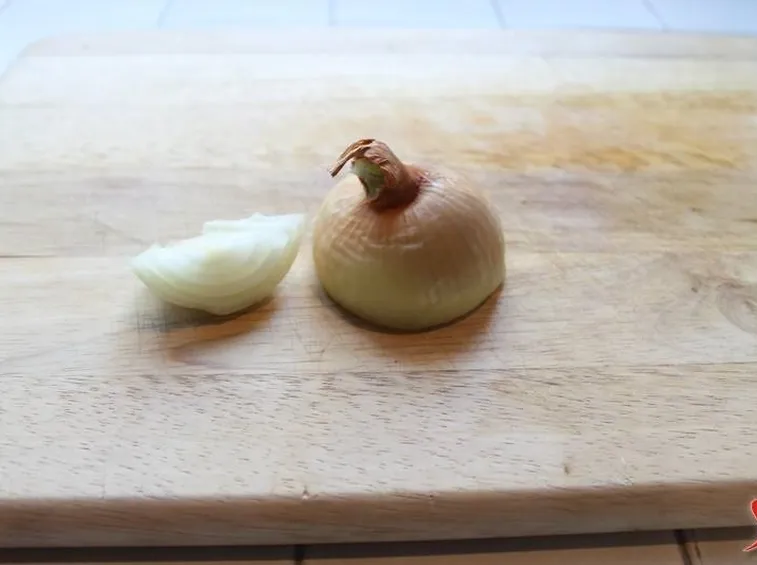 tagliare cipolla