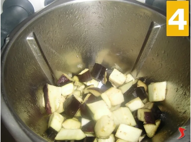 Cuocere le melanzane