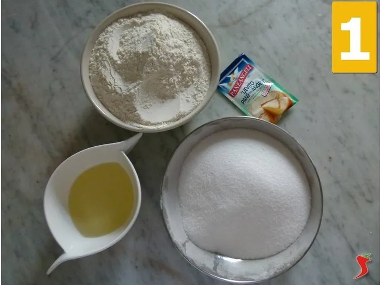 lievito, olio, zucchero e farina