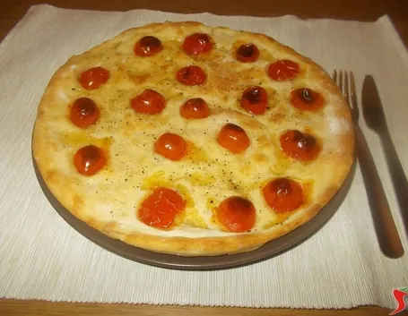La focaccia di pomodorini