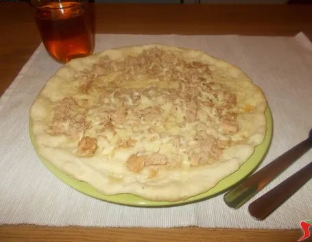 Pizza tonno