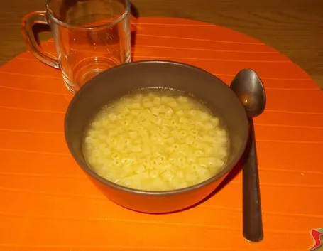 Pastina in brodo