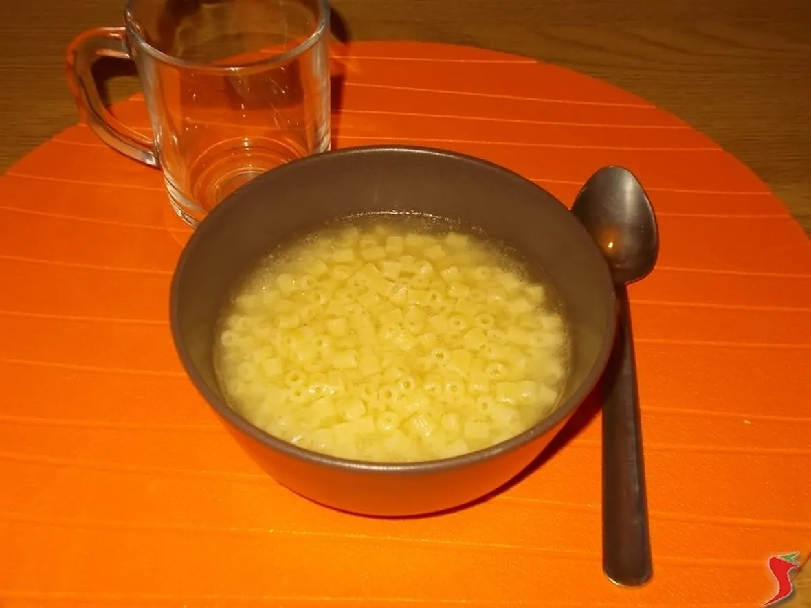 Pastina in brodo
