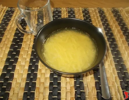 Gli spaghetti in brodo