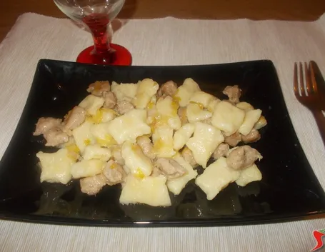 Gnocchi con salsiccia