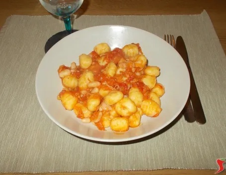 Gnocchi e fagioli