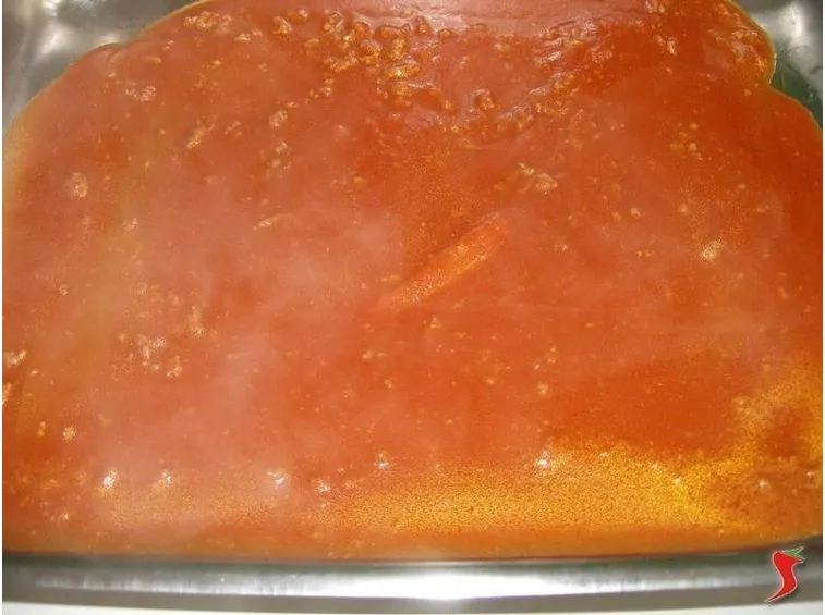 teglia con il sugo