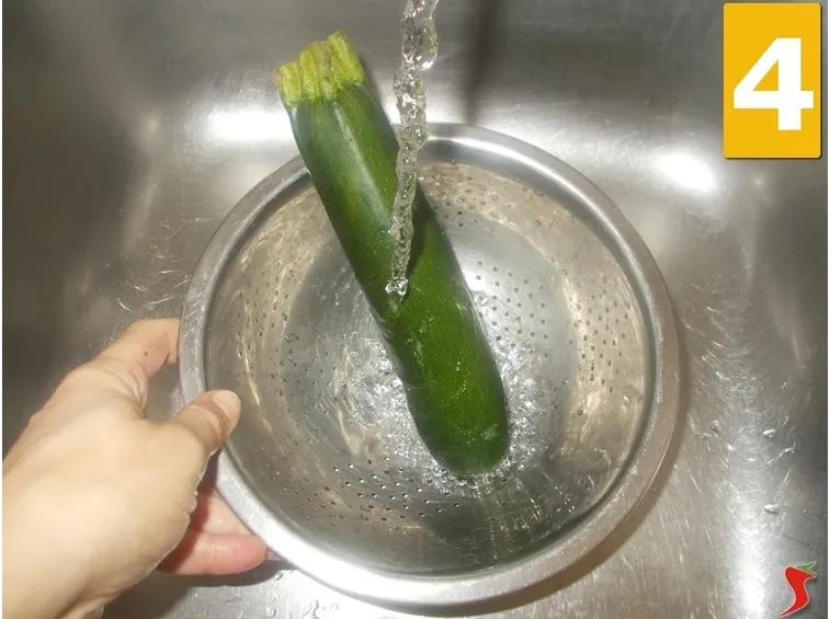 Lavorate la zucchina