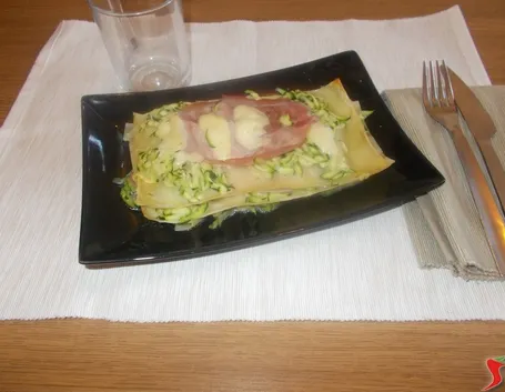 Lasagna zucchine e prosciutto cotto