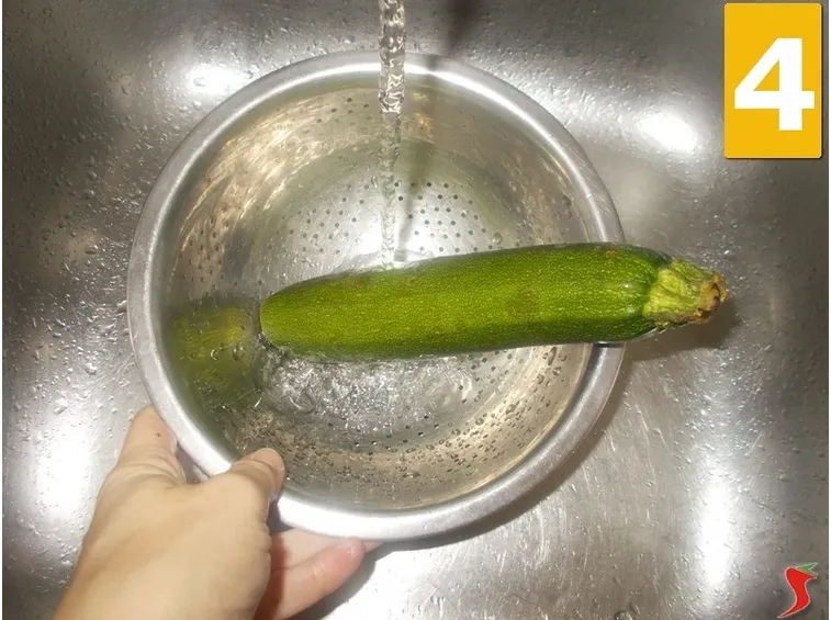Lavorate la zucchina