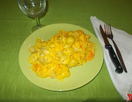La pasta con zucca e salsiccia