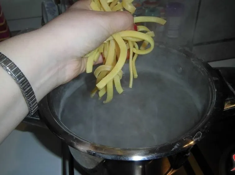 cuocere la pasta
