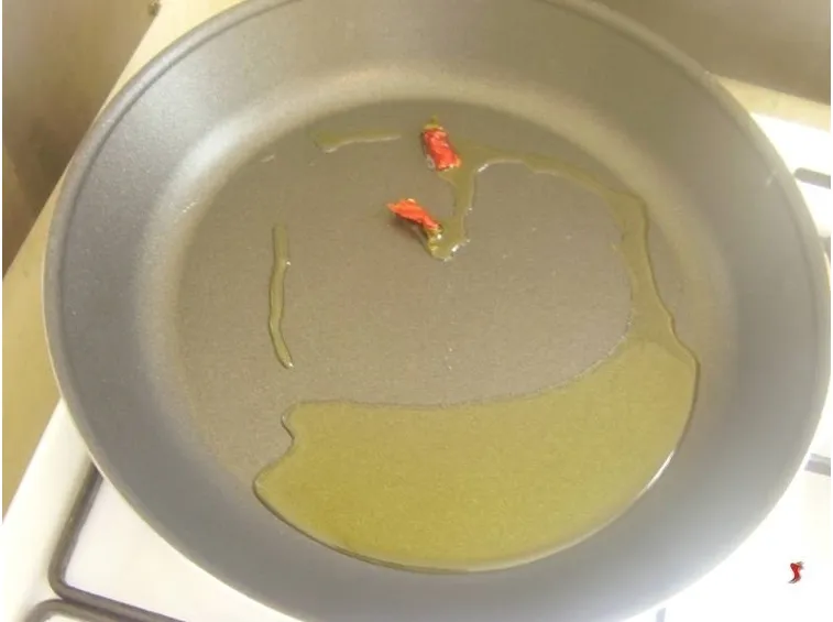 olio e peperoncino
