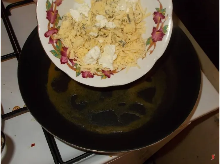 Creare la crema di formaggi