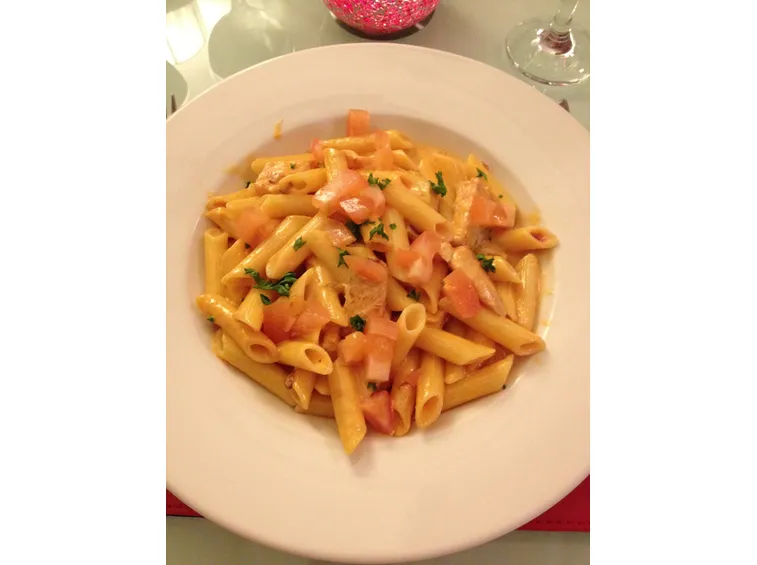 Penne alla vodka e salmone