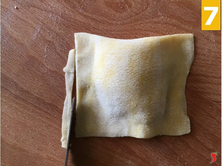 Tagliare la pasta in abbondanza
