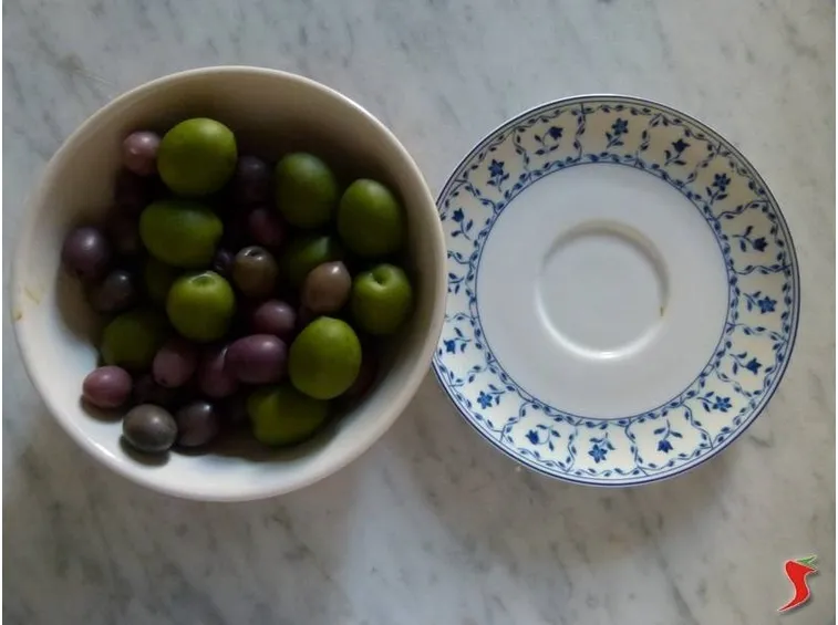 olive verdi e nere