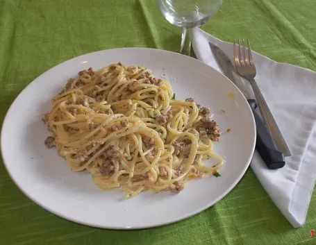 Gli spaghetti alla norcina