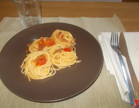 Spaghetti con lo speck