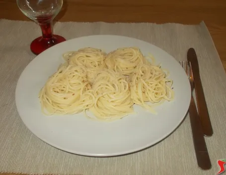 Spaghetti cacio e pepe
