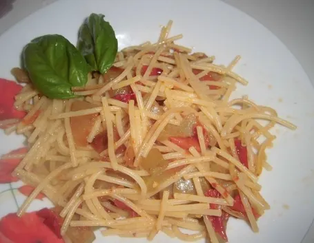 spaghetti con la cucuzzella