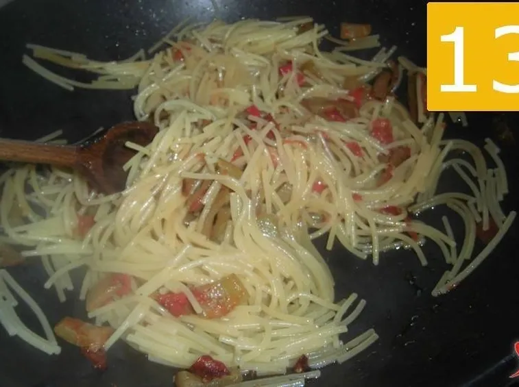 mescolare la pasta 