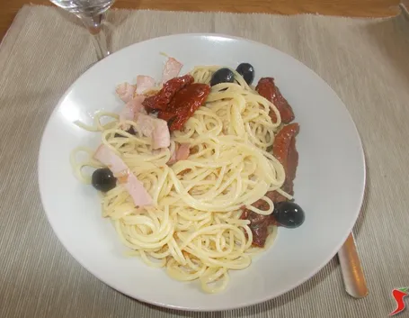 Spaghetti pomodori secchi