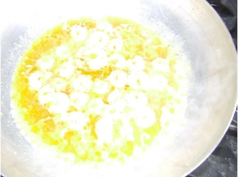 cottura con il brodo e il lime