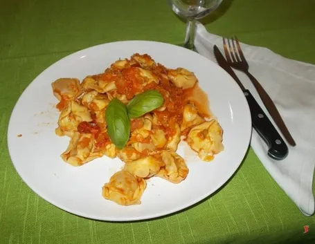 Tortellini al sugo