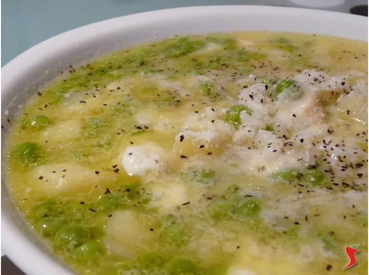 zuppa di patate piselli e riso