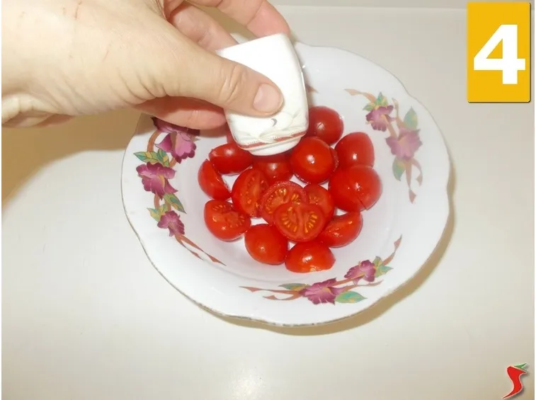 Proseguite con il condimento