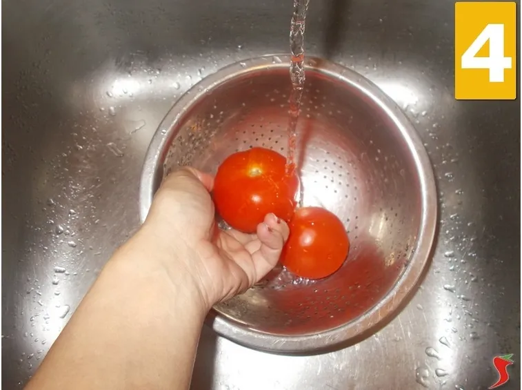 Lavorate i pomodori