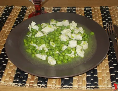 pollo e piselli