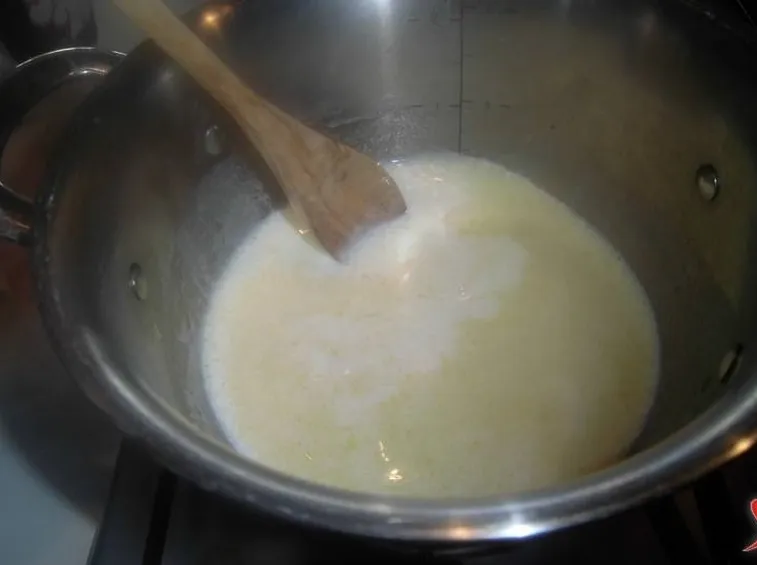 Preparare la besciamella 