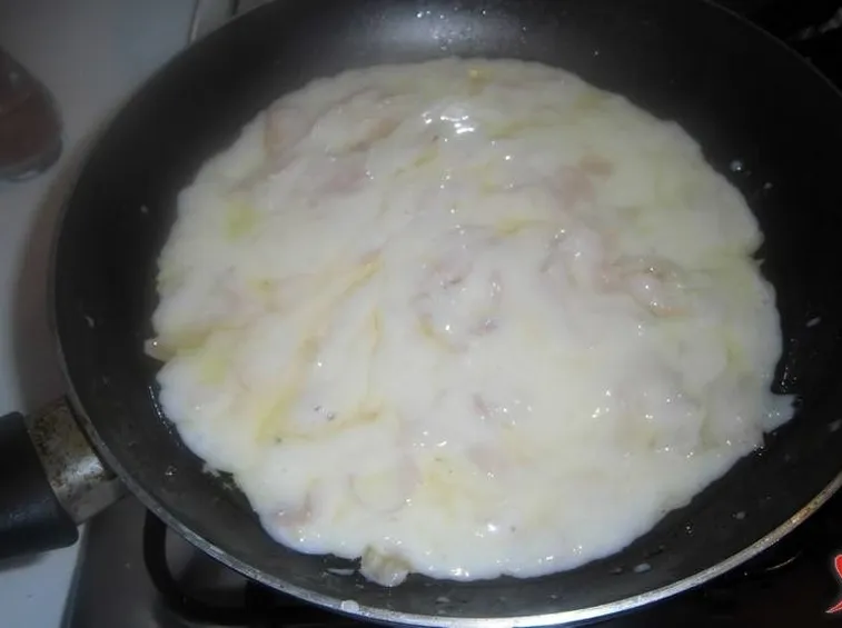 Condire la pasta