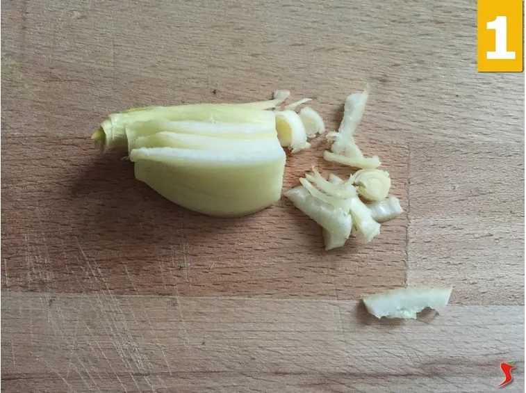 Tagliare la cipolla