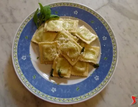 ravioli con la salvia