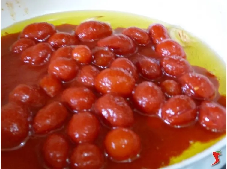faccio saltare i pomodorini