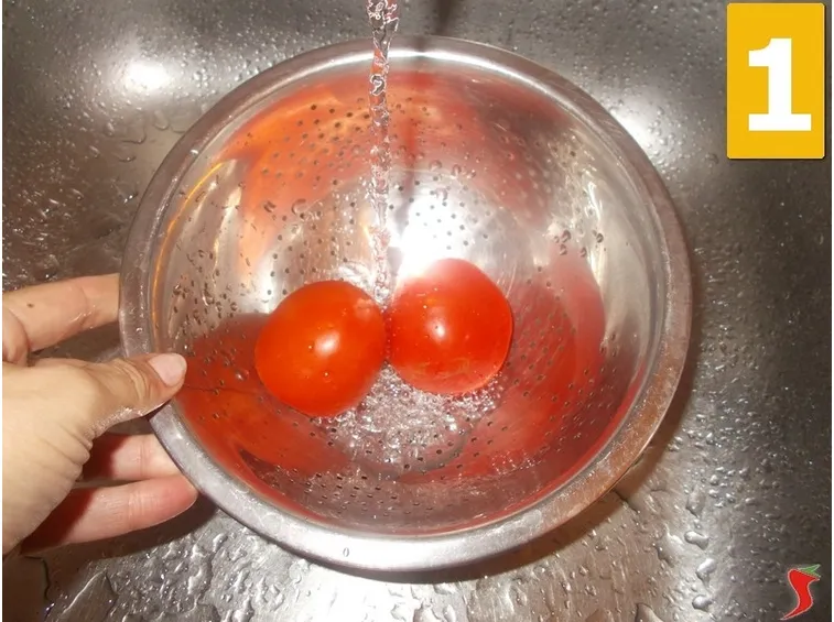 Lavorate i pomodori