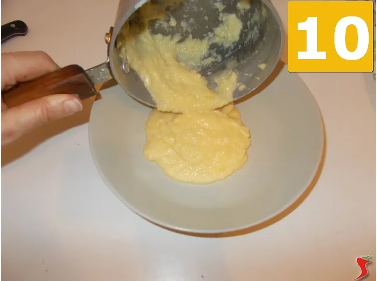 Proseguite con la crema