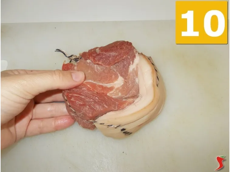 Condite la carne