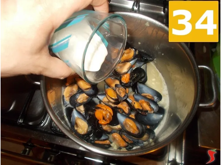 Cozze in bianco